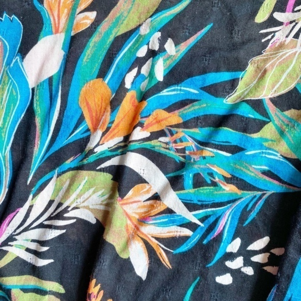 Terra & Sky Women Floral Square Neck Ruffle Sleeve Black artsy Top - Picture 8 of 11